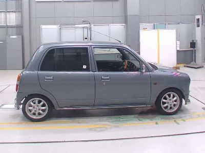 Daihatsu Mira Gino
