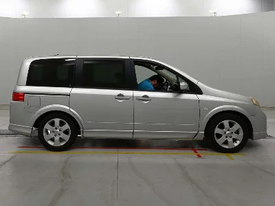 Nissan Lafesta