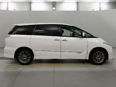 Toyota Estima Hybrid