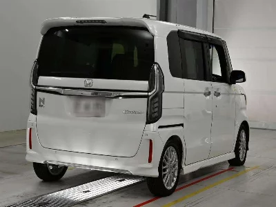 Honda N BOX CUSTOM