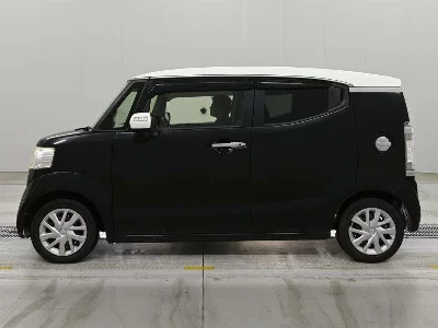 Honda N-Box Slash