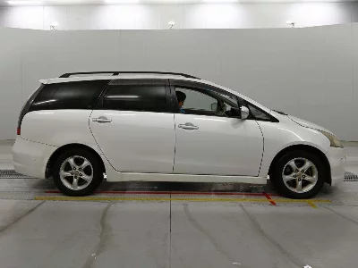 Mitsubishi Grandis