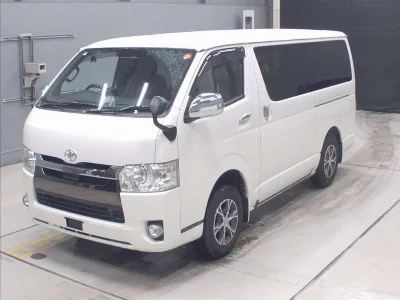 Toyota HiAce Van