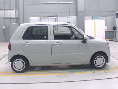 Daihatsu Mira Tocot