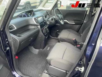 Mitsubishi Delica D:2