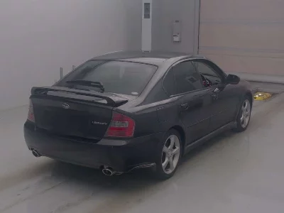 Subaru Legacy B4