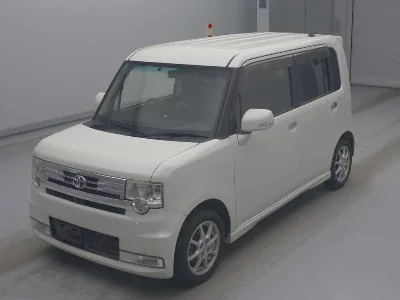 Toyota Pixis Space