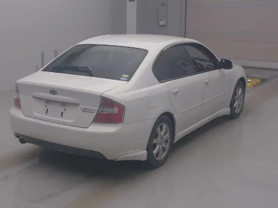 Subaru Legacy B4