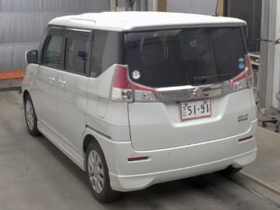 Suzuki Solio