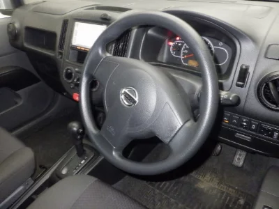 Nissan AD