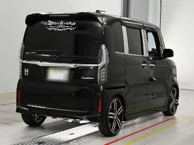 Honda N BOX CUSTOM