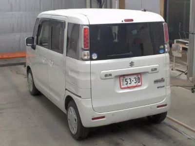 Suzuki Spacia