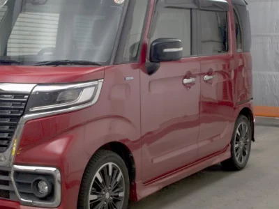 Suzuki Spacia