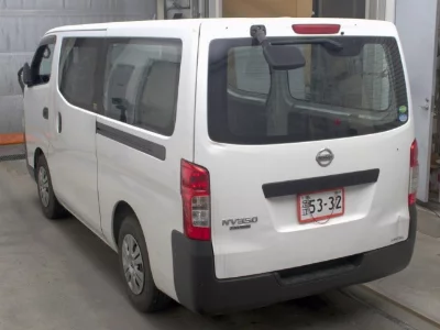 Nissan NV350 Caravan