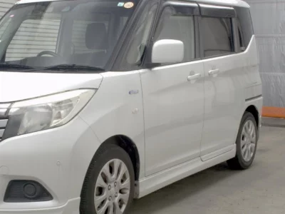Suzuki Solio