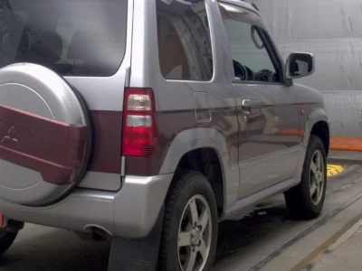 Mitsubishi Pajero Mini