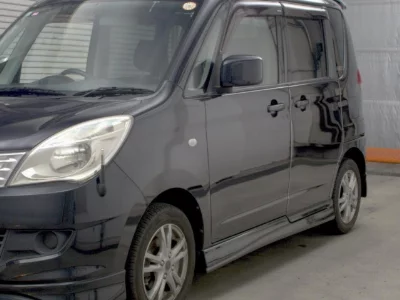 Mitsubishi Delica D:2