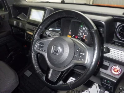 Honda N-Van