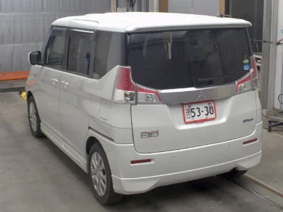 Mitsubishi Delica D:2