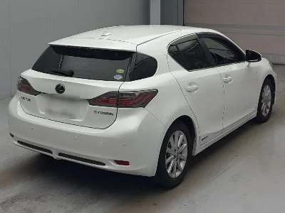 Lexus CT200h
