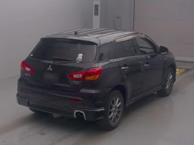 Mitsubishi RVR