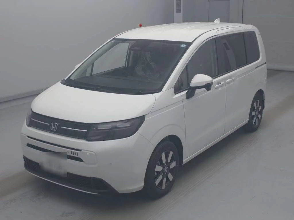 Honda Freed  с аукциона в Японии