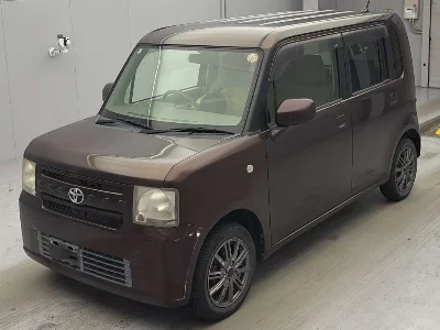 Toyota Pixis Space