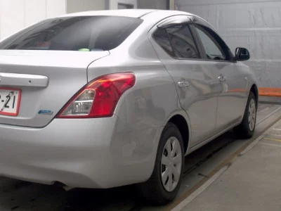 Nissan Tiida Latio