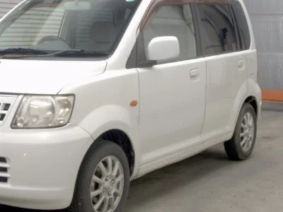 Nissan Otti