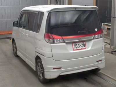 Suzuki Solio