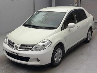 Nissan Tiida Latio