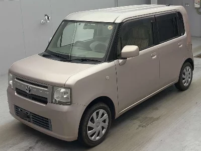 Toyota Pixis Space