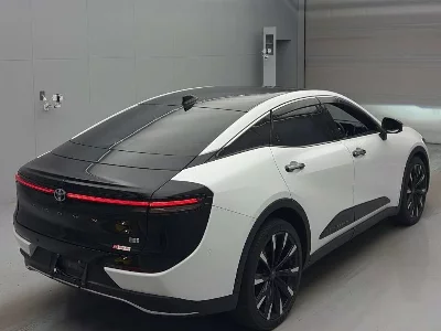 Toyota Crown Crossover