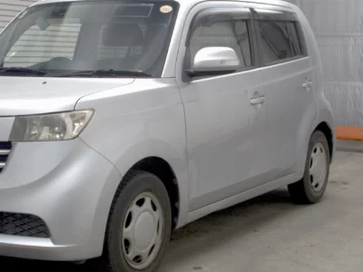 Toyota bB