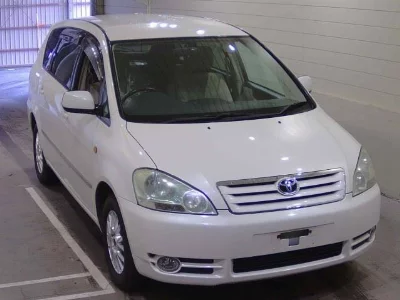 Toyota Ipsum