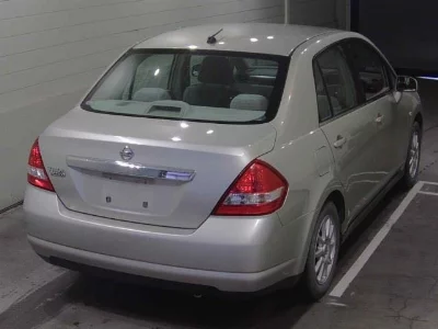 Nissan Tiida Latio