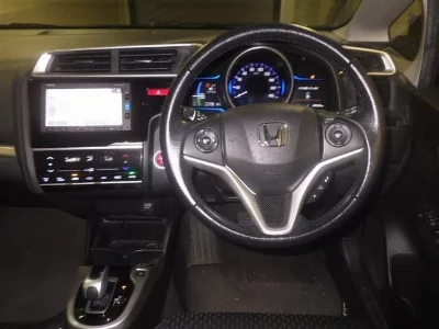 Honda FIT HYBRID