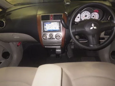 Mitsubishi Colt Plus