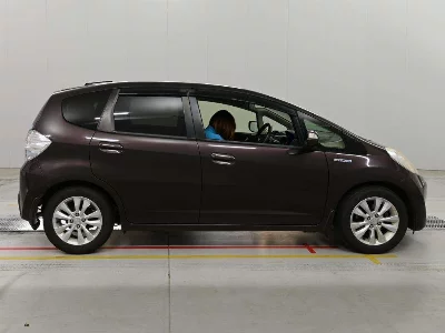 Honda FIT HYBRID