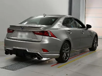 Lexus IS300h