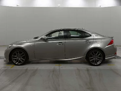 Lexus IS300h