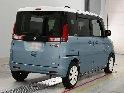 Suzuki Spacia