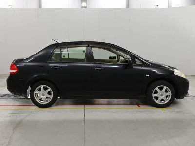 Nissan Tiida Latio