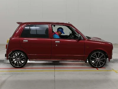 Daihatsu Mira Gino