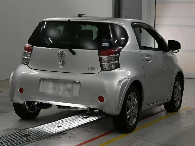 Toyota iQ