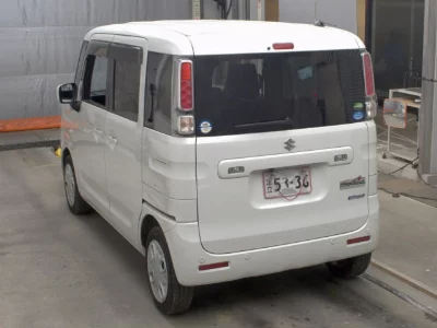 Suzuki Spacia