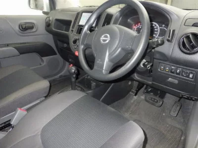Nissan AD VAN