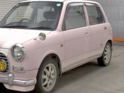 Daihatsu Mira Gino