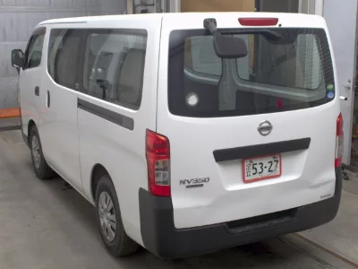 Nissan NV350 Caravan
