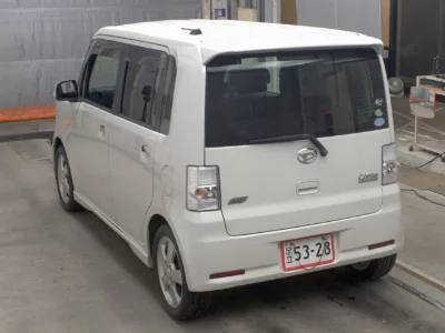 Daihatsu Move Conte